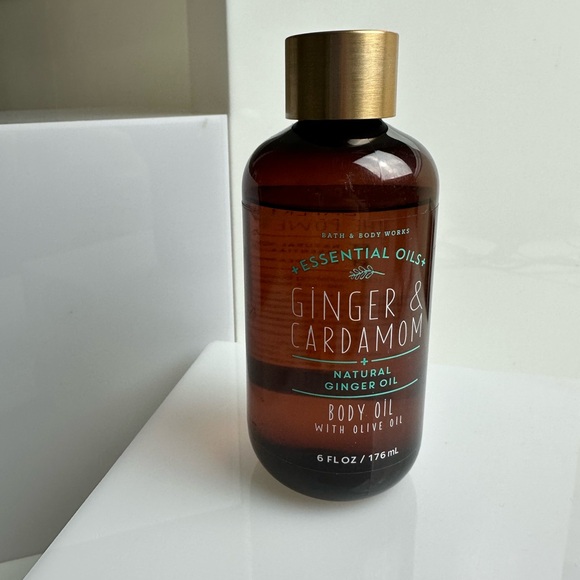 Bath & Body Works Essential Oils Ginger & Cardamom Body Oil Rare - Picture 5 of 5